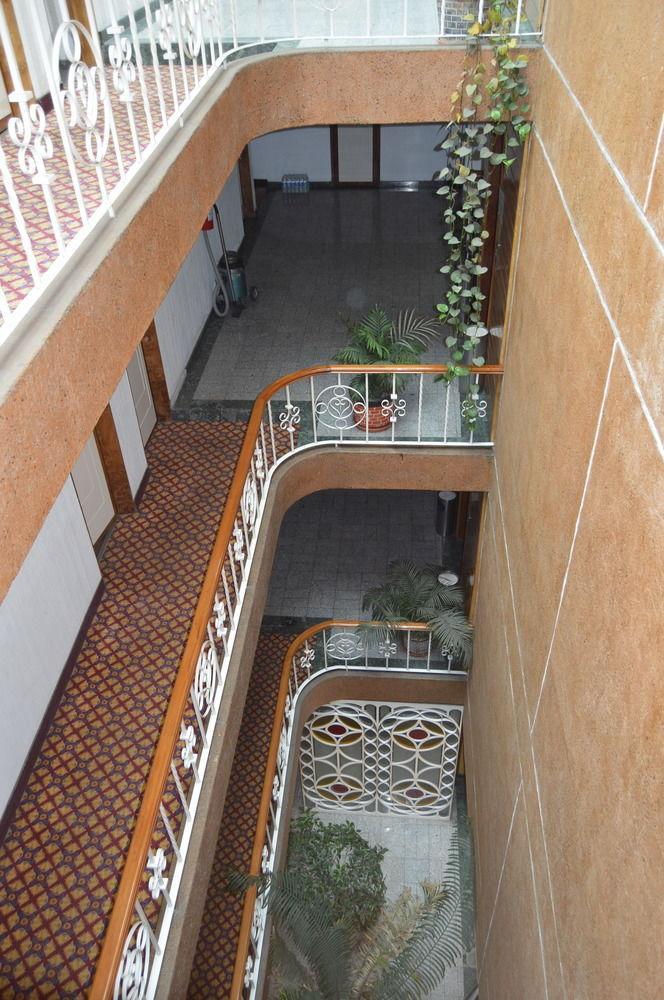 Mina Hotel